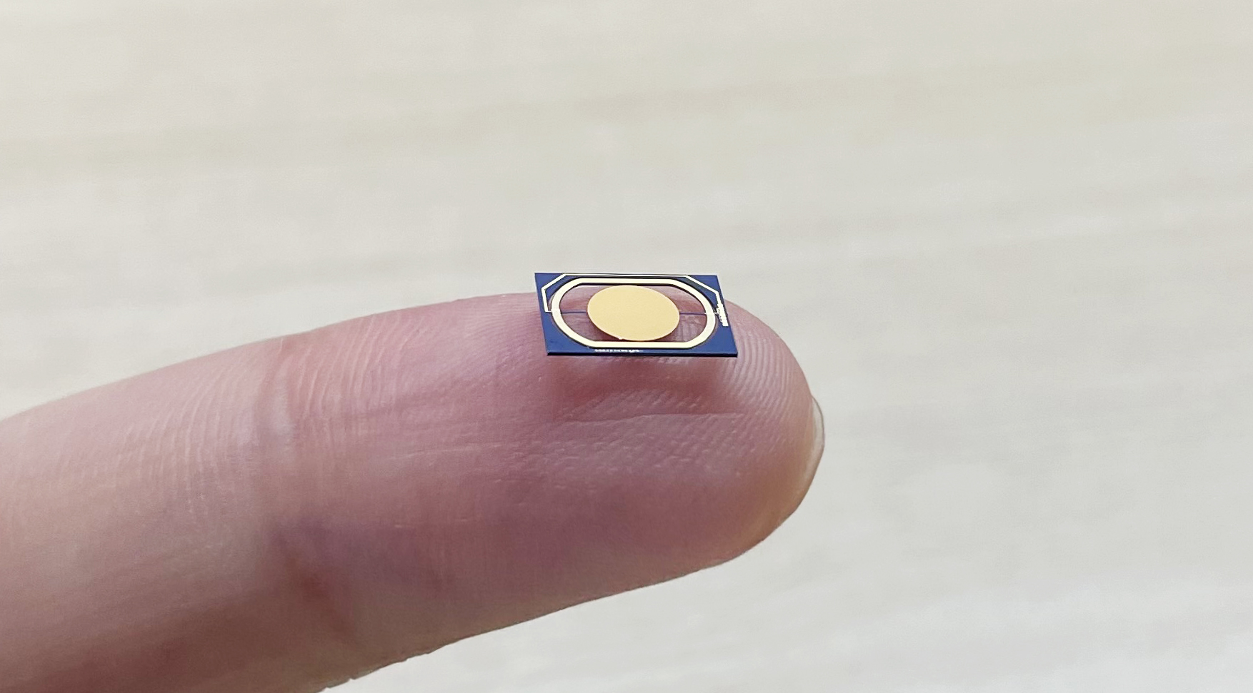 MEMS chip on fingertip