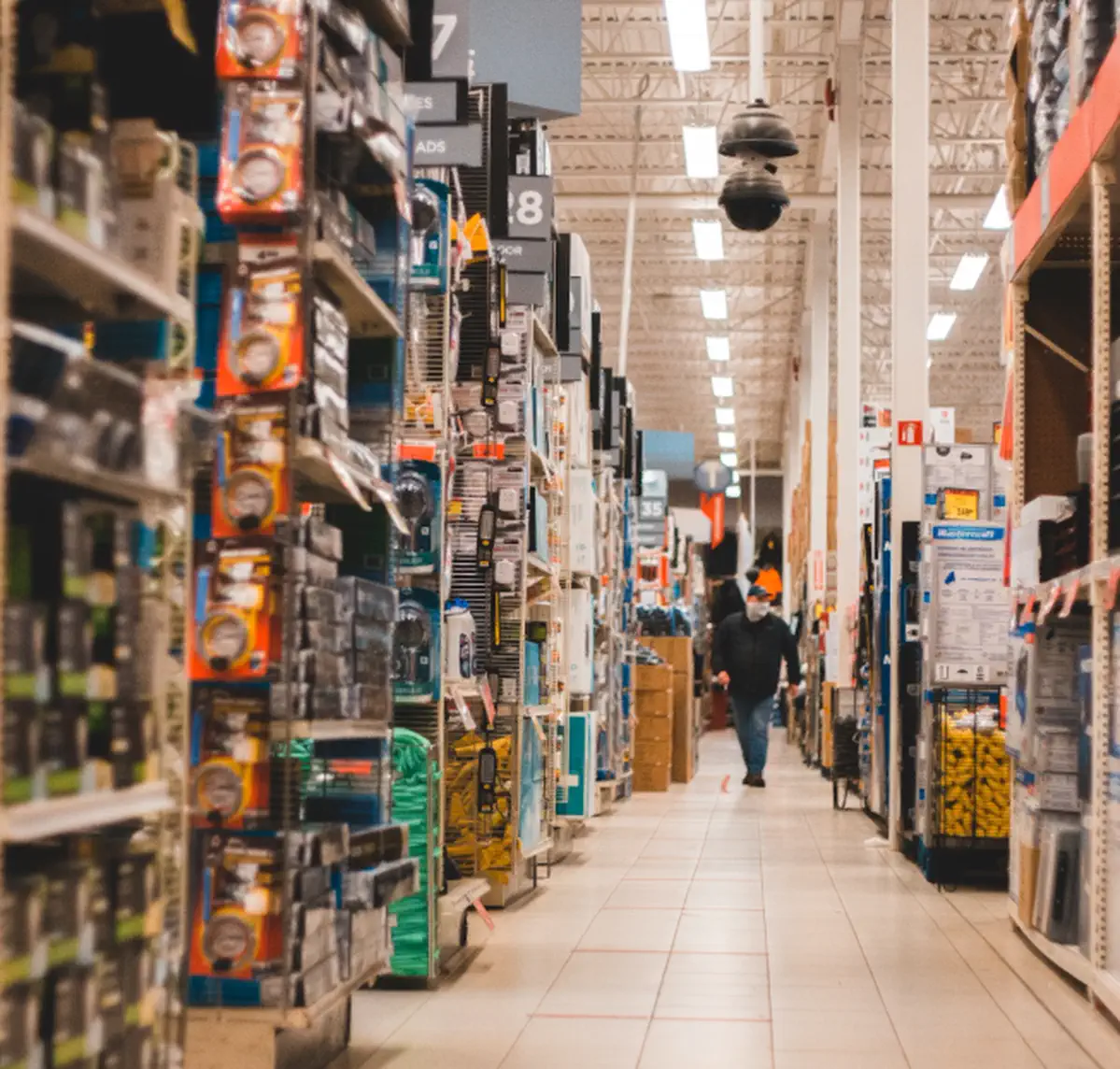 Consumer electronics retail channel